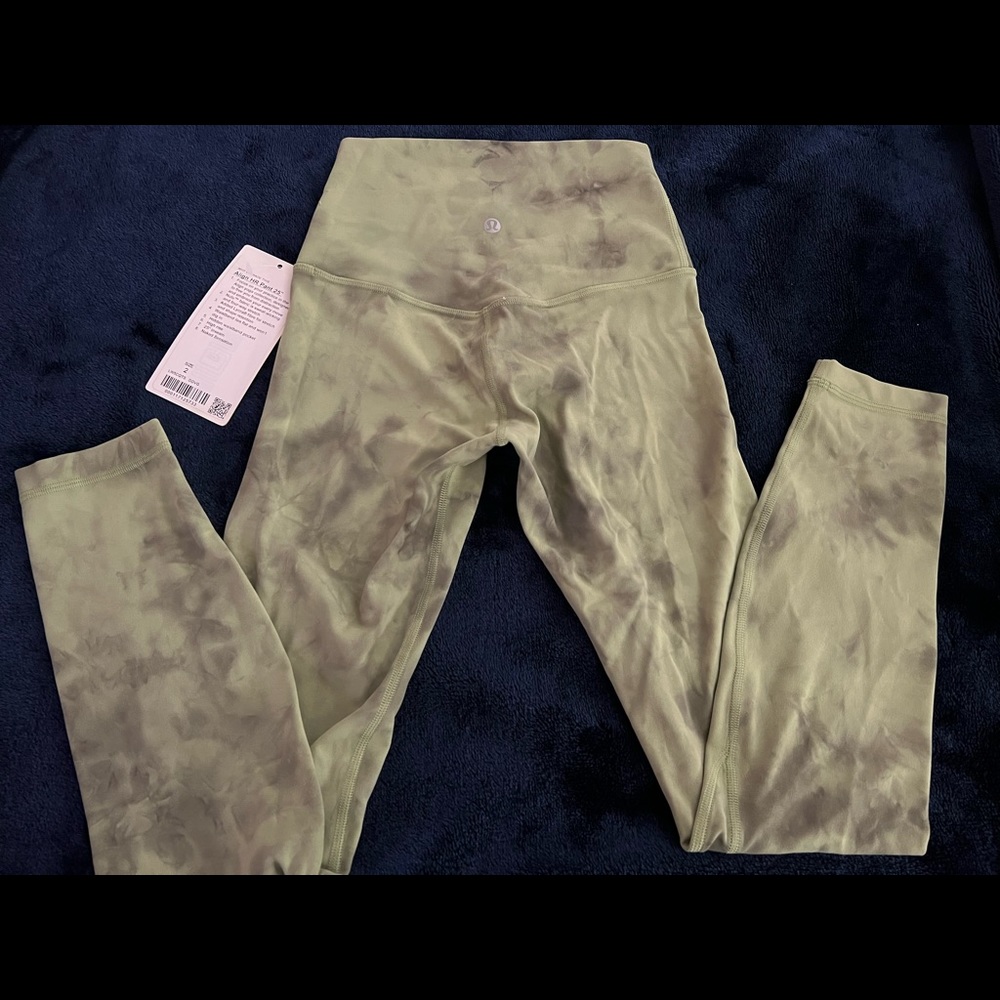Green tye dye